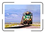 BN 6377 West approaching Klondike on the Needles Sub. May 1999 * 800 x 542 * (81KB)